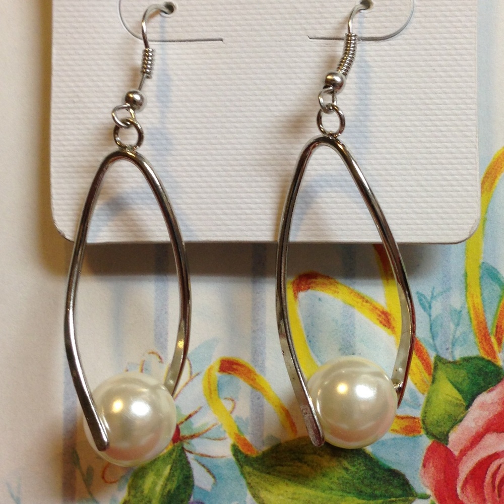 Faux Pearl Oval Drop Earrings - Picture 1 of 8